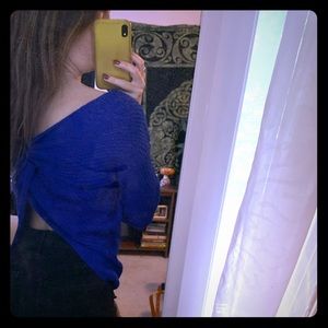 Sweater with knotted back detail